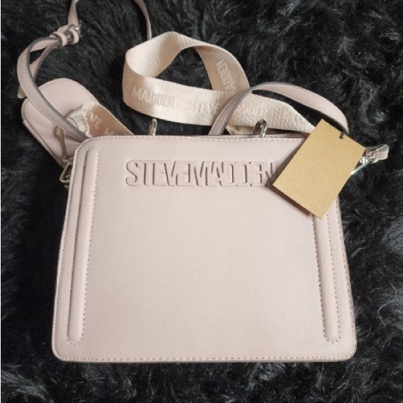 Steve Madden Handbags - Steve Madden crossbody